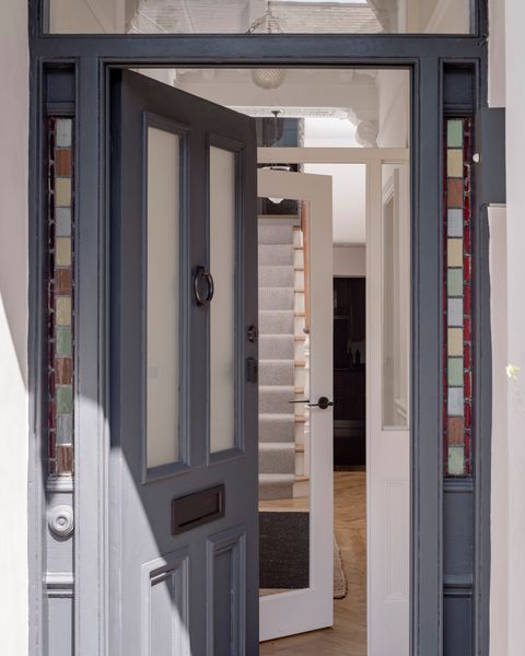Alex and Jean meticulously refurbished the home’s doors and coving. For the couple, retaining as many original elements as possible was a priority, though they did have a budget in mind.