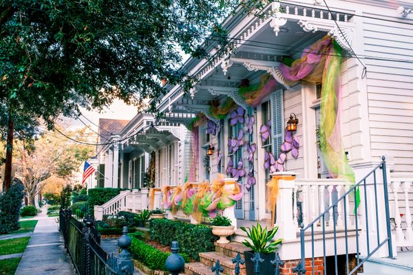 New Orleans shotgun homes are characteristically long and narrow with linear layouts and front porches.